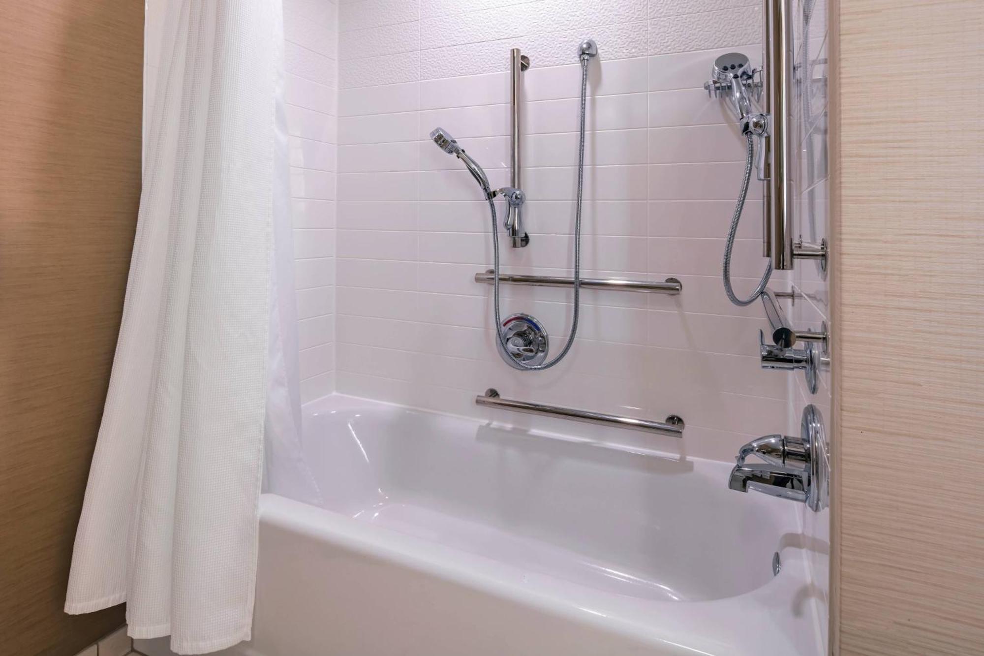 Fairfield Inn & Suites By Marriott Boston Marlborough/Apex Center Kültér fotó